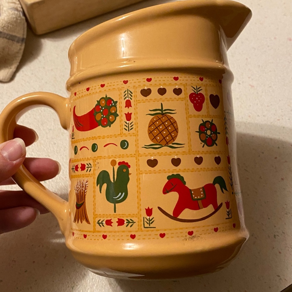 Vintage Beverly Baker Christmas Quilt Pitcher Cottagecore Ducks Strawberries - Picture 2 of 9